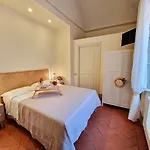 Palazzo Rosselmini 3*