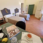 Palazzo Rosselmini Penzion 3*
