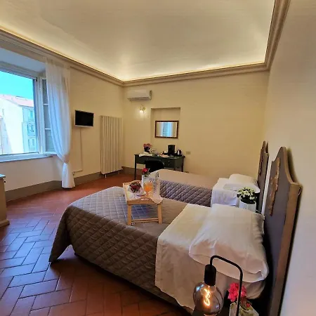 Palazzo Rosselmini Pensionat 3*