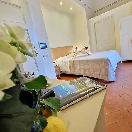 בית הארחה Palazzo Rosselmini 3*