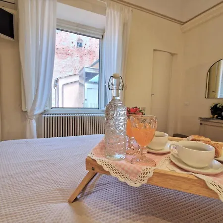 בית הארחה Palazzo Rosselmini 3*