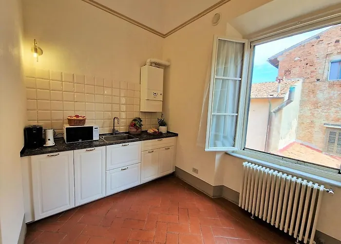 Palazzo Rosselmini 3* 피사
