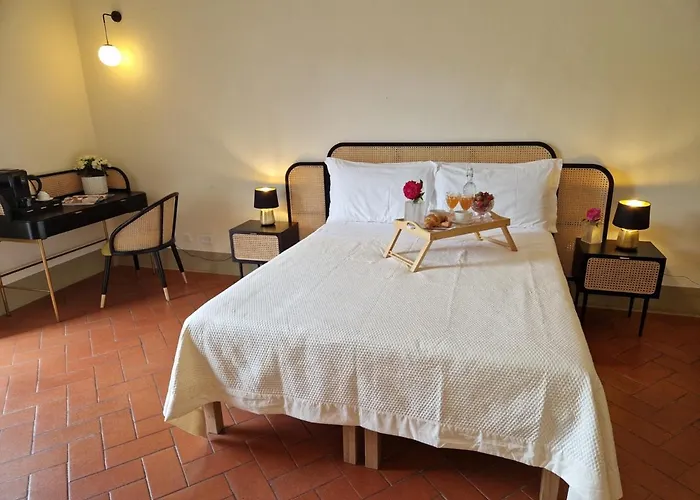 Palazzo Rosselmini 게스트하우스 3*