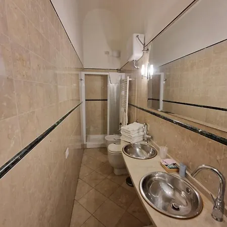 Palazzo Rosselmini 3*